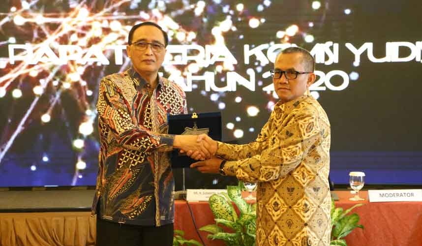 Publik Boleh Lakukan Anotasi Putusan Hakim yang Berkekuatan Hukum Tetap