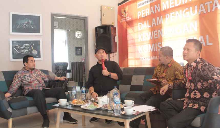 KY dan Media Perlu Bersimbiosis untuk Mewujudkan Peradilan Bersih