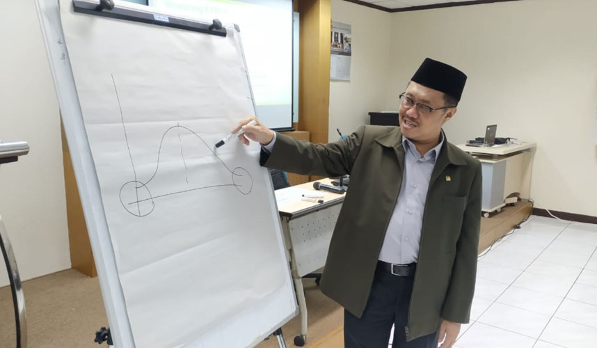 Hakim Harus Berpengalaman dan Mumpuni