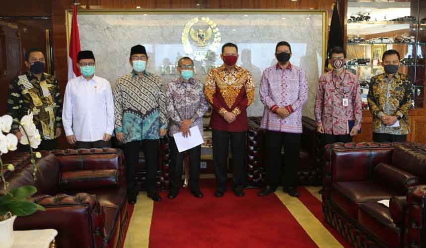 KY Dorong Pembentukan Mahkamah Etik 