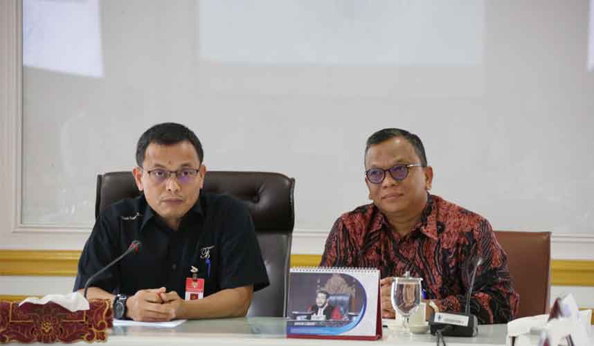 Pererat Silaturahmi, Sekjen KY Bertandang ke MK