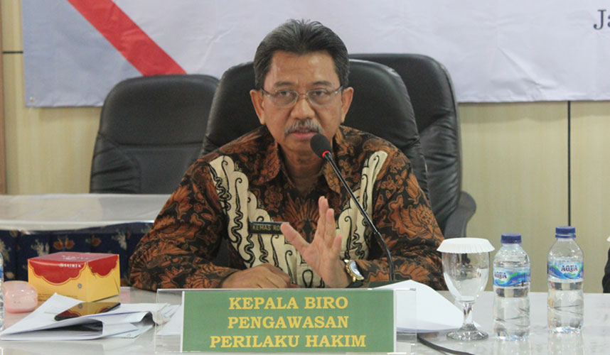 KY Ajak Pimpinan Pengadilan Jadi Role Model