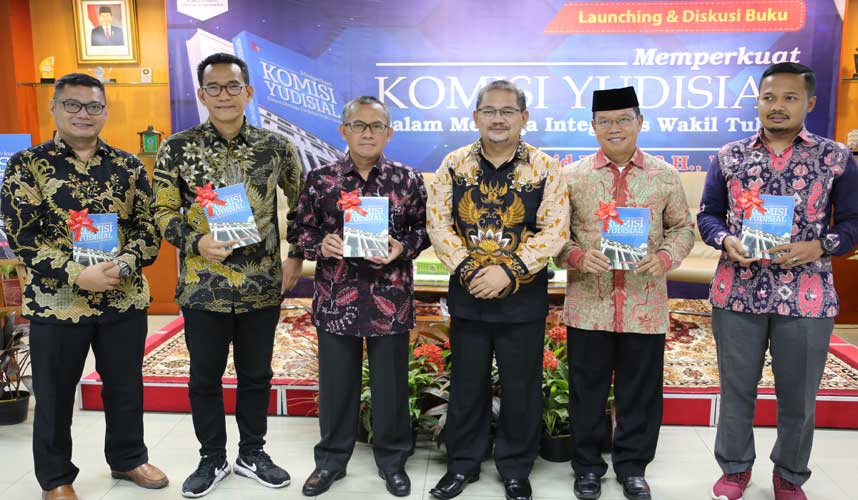 Anggota KY Farid Wajdi Luncurkan Buku Memperkuat KY dalam Menjaga Integritas Wakil Tuhan