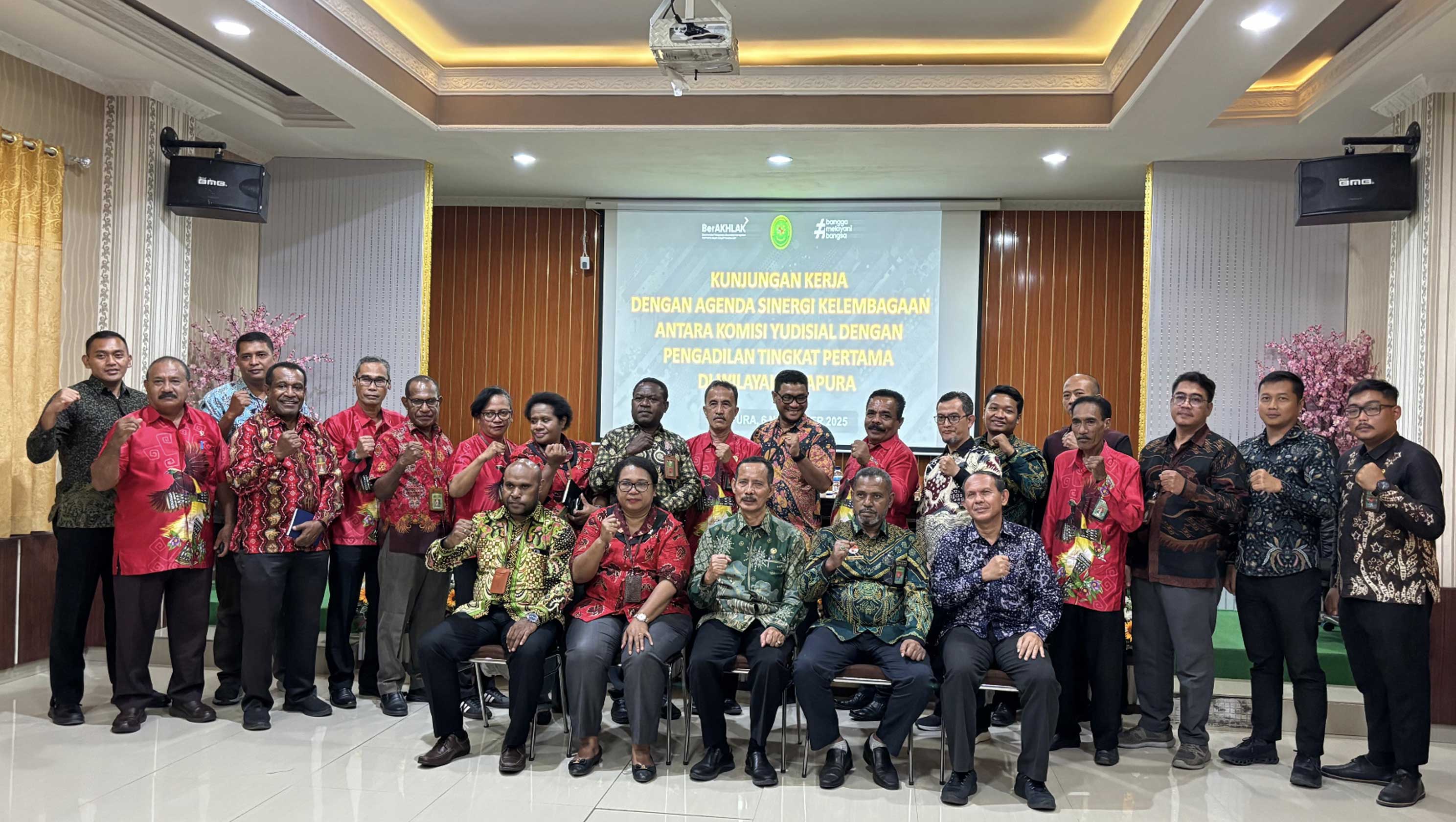 Perkuat Sinergi, Anggota KY Joko Sasmito Bertemu Para Hakim di Jayapura