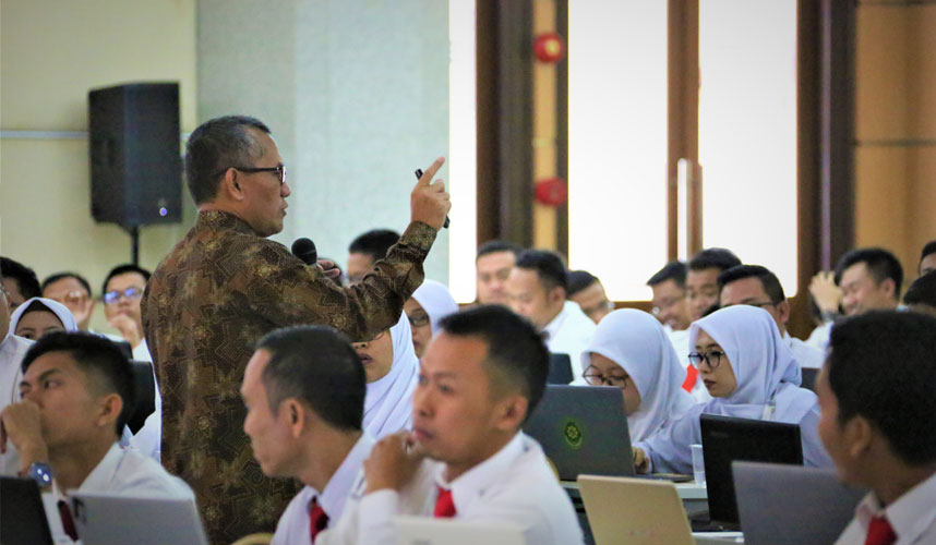 Ketua KY Ingatkan Cakim Harus Tanamkan Etika Profesi