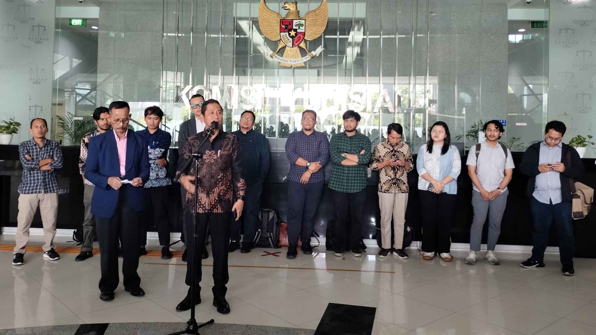 KY Terima Laporan terhadap Majelis Hakim Putusan Tunda Pemilu