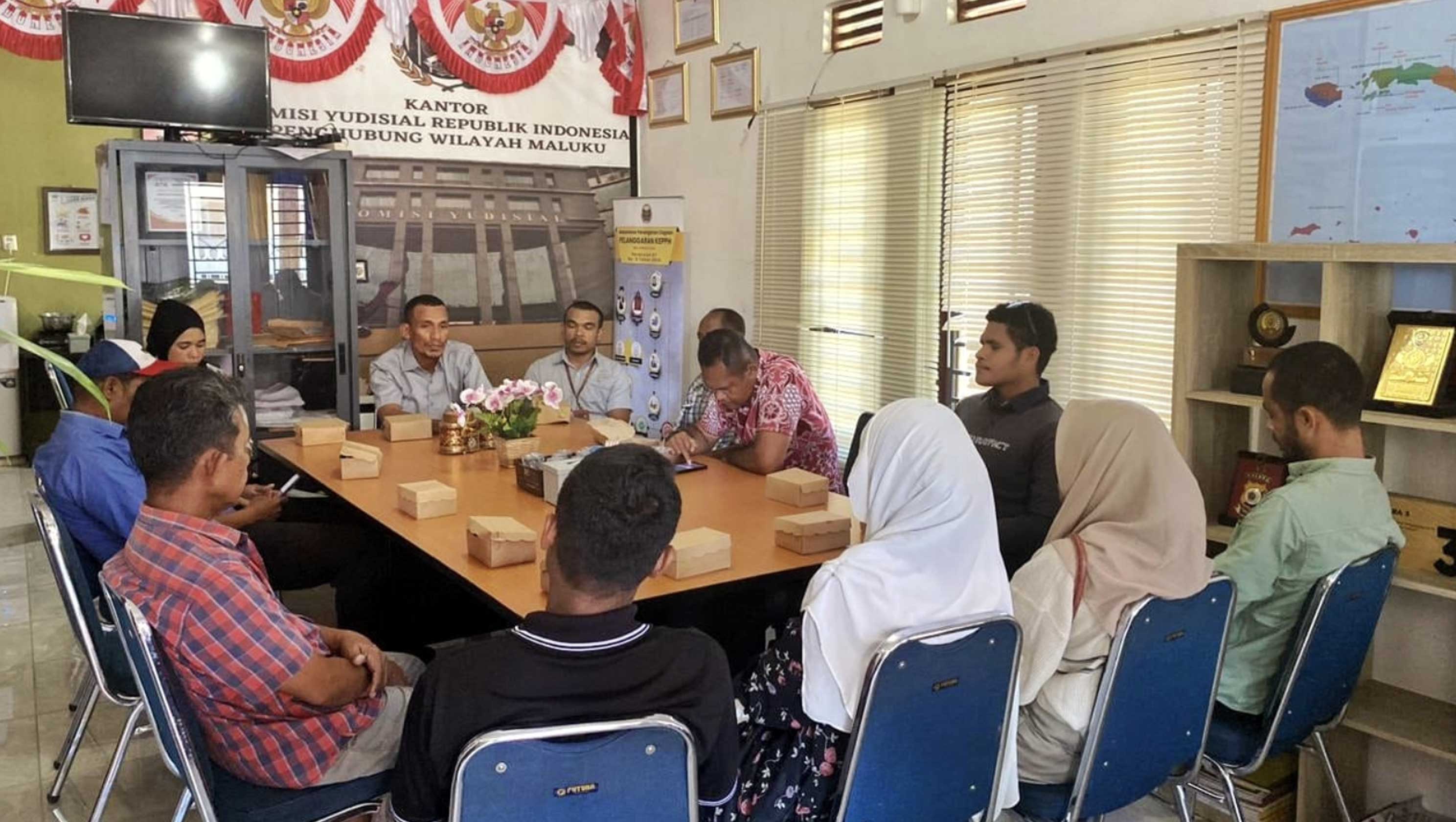 Penghubung KY Maluku Gelar Diskusi Akhir Tahun