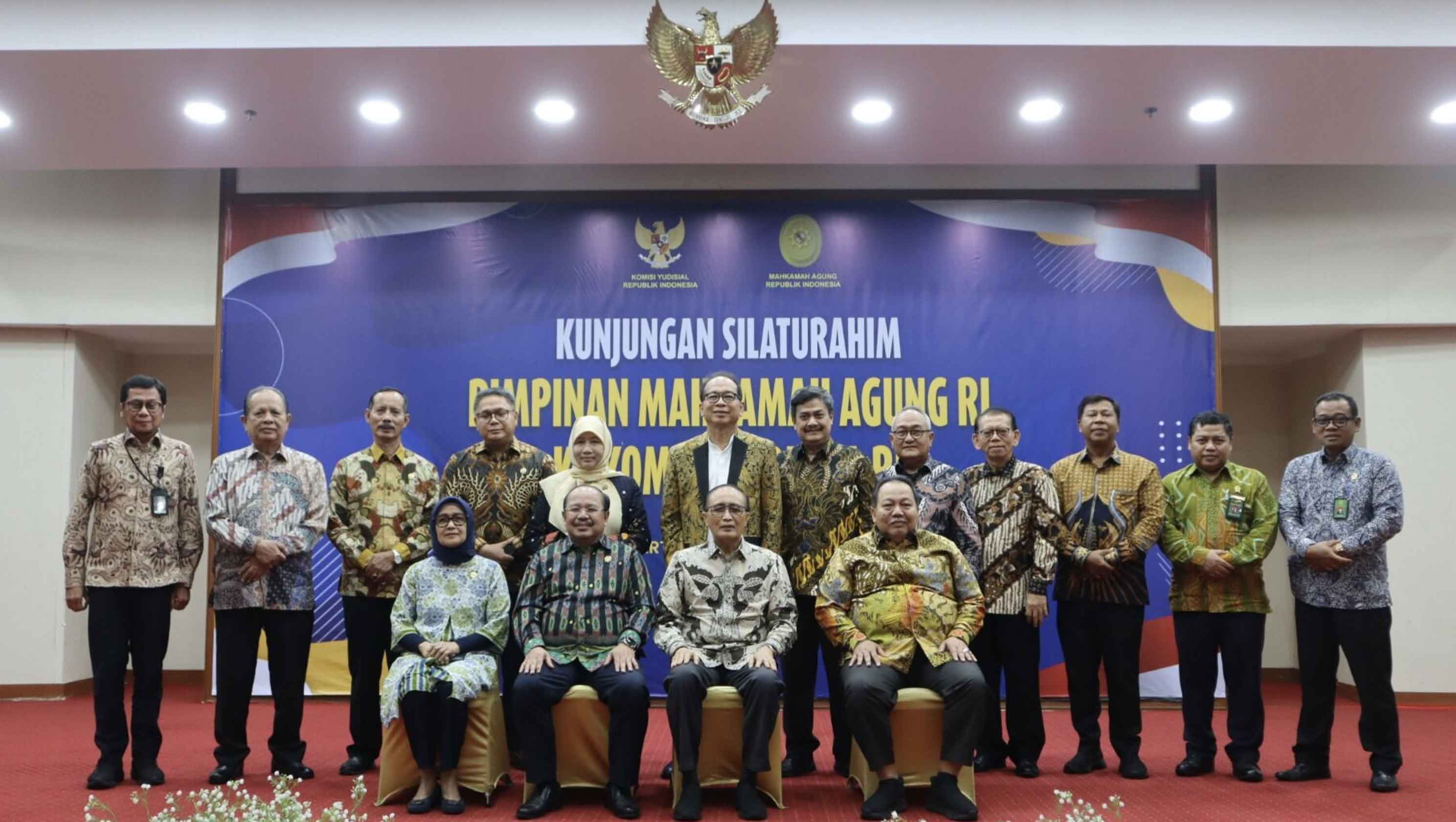 Pimpinan KY Terima Kunjungan Pimpinan MA