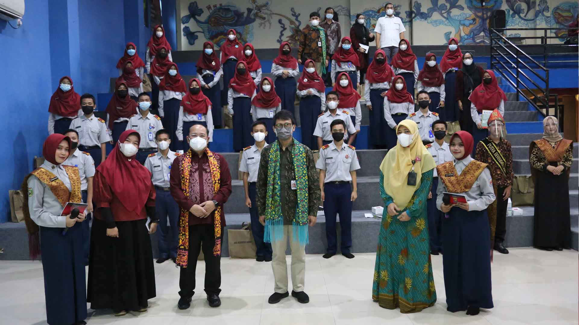Peran Serta Pelajar Menjaga Integritas Hakim dengan Membentuk Karakter Diri Sendiri