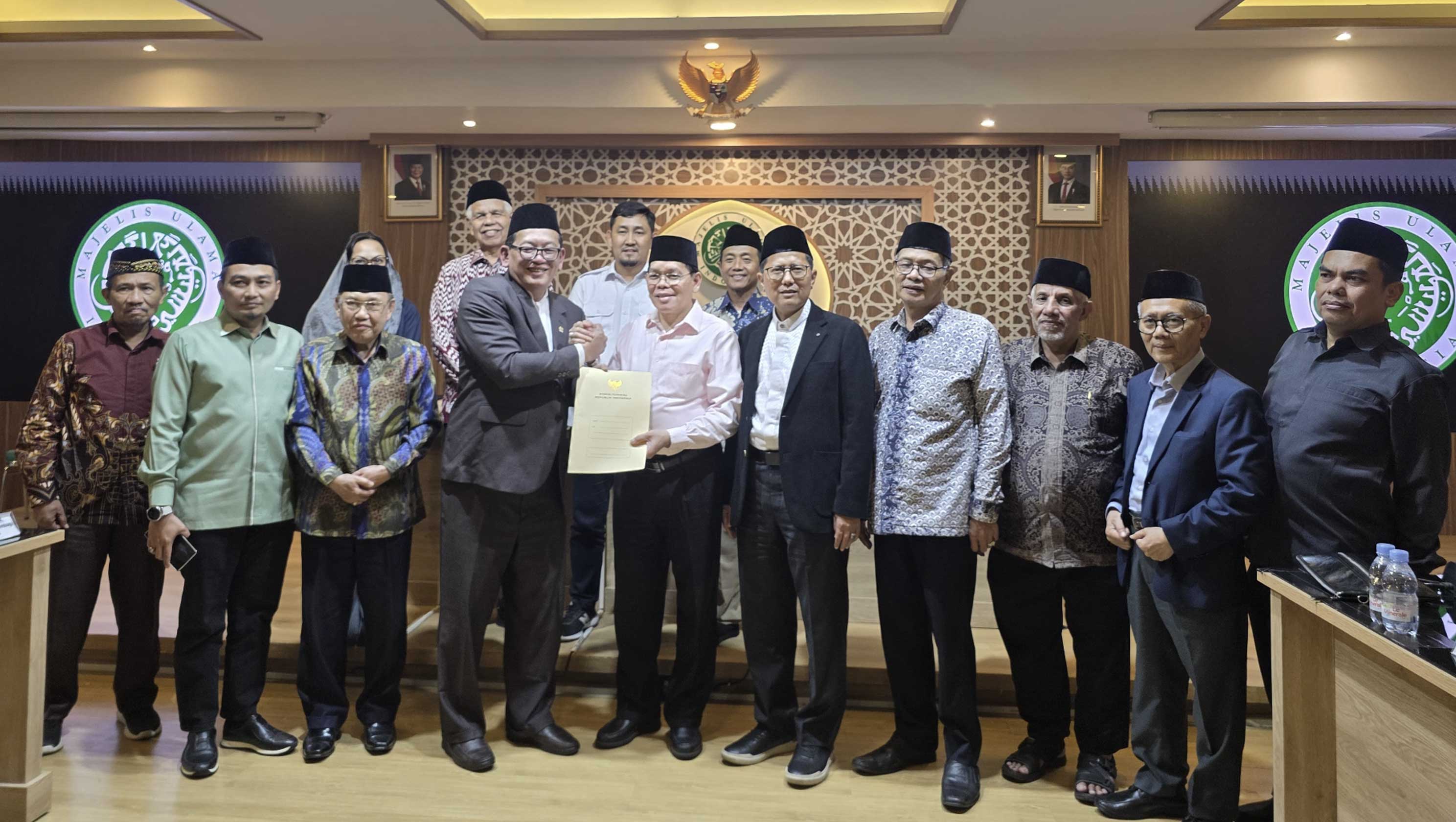Pimpinan dan Anggota Komisi Yudisial (KY) beraudiensi dengan Pimpinan Pusat Majelis Ulama Indonesia (DPP MUI),Selasa (28/4/2026) di Kantor MUI, Jakarta.