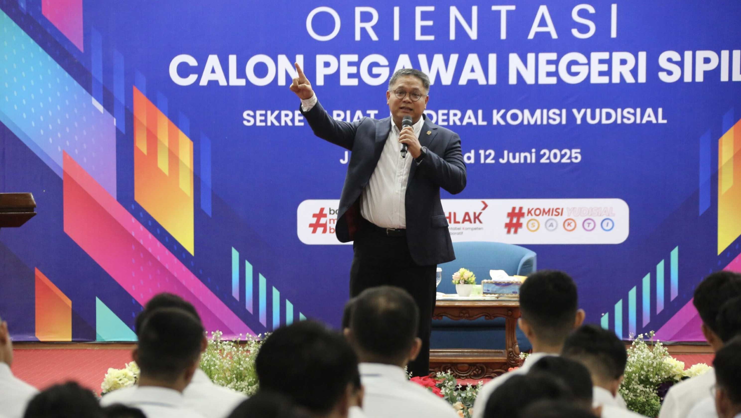 KY Penegak Etik, Bukan APH