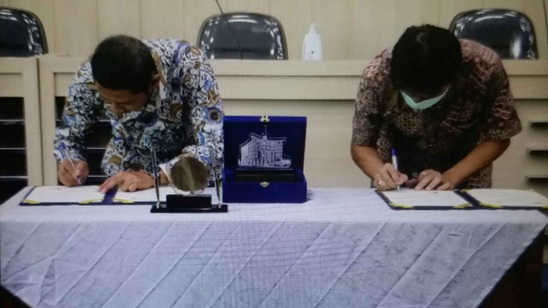 KY Tandatangani Nota Kesepahaman dengan UMY