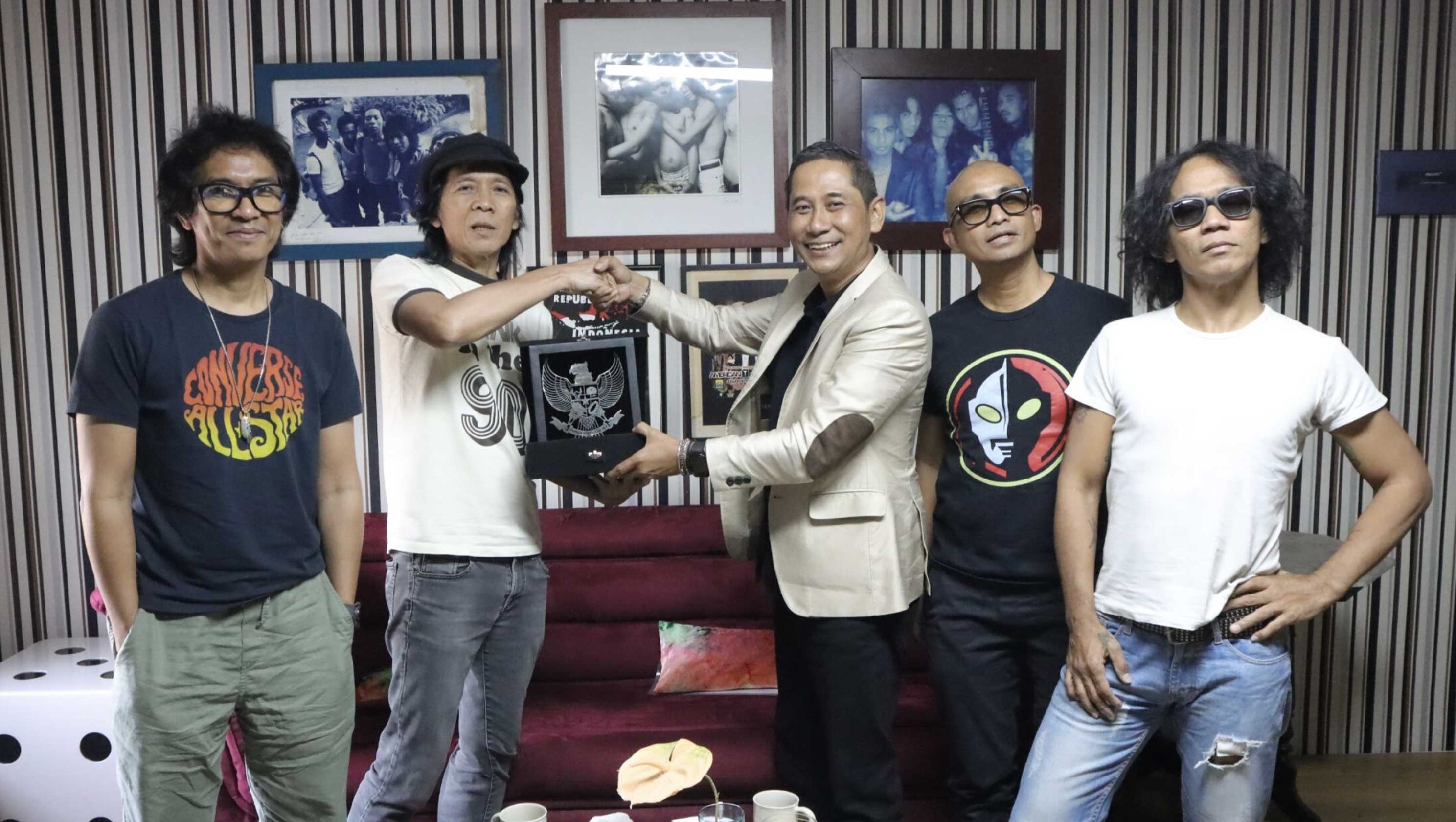 KY dan Slank Siap Kolaborasi Wujudkan Peradilan Bersih