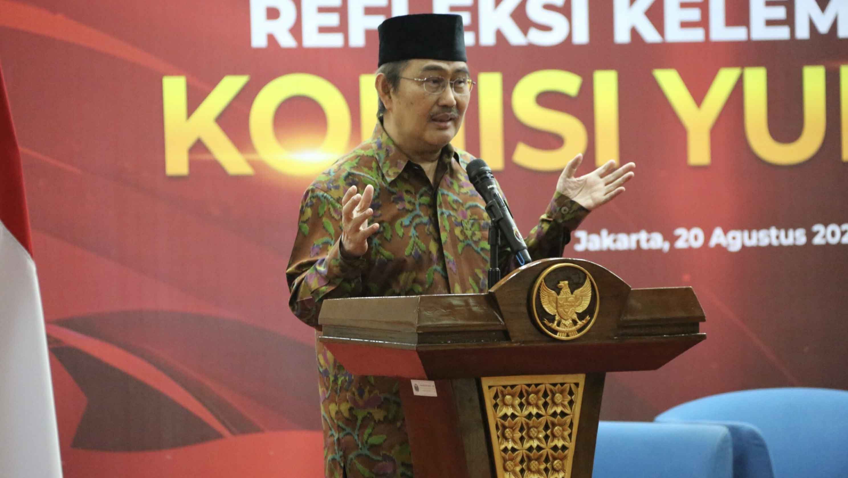 Etika dan Hukum Tidak Boleh Dipisahkan