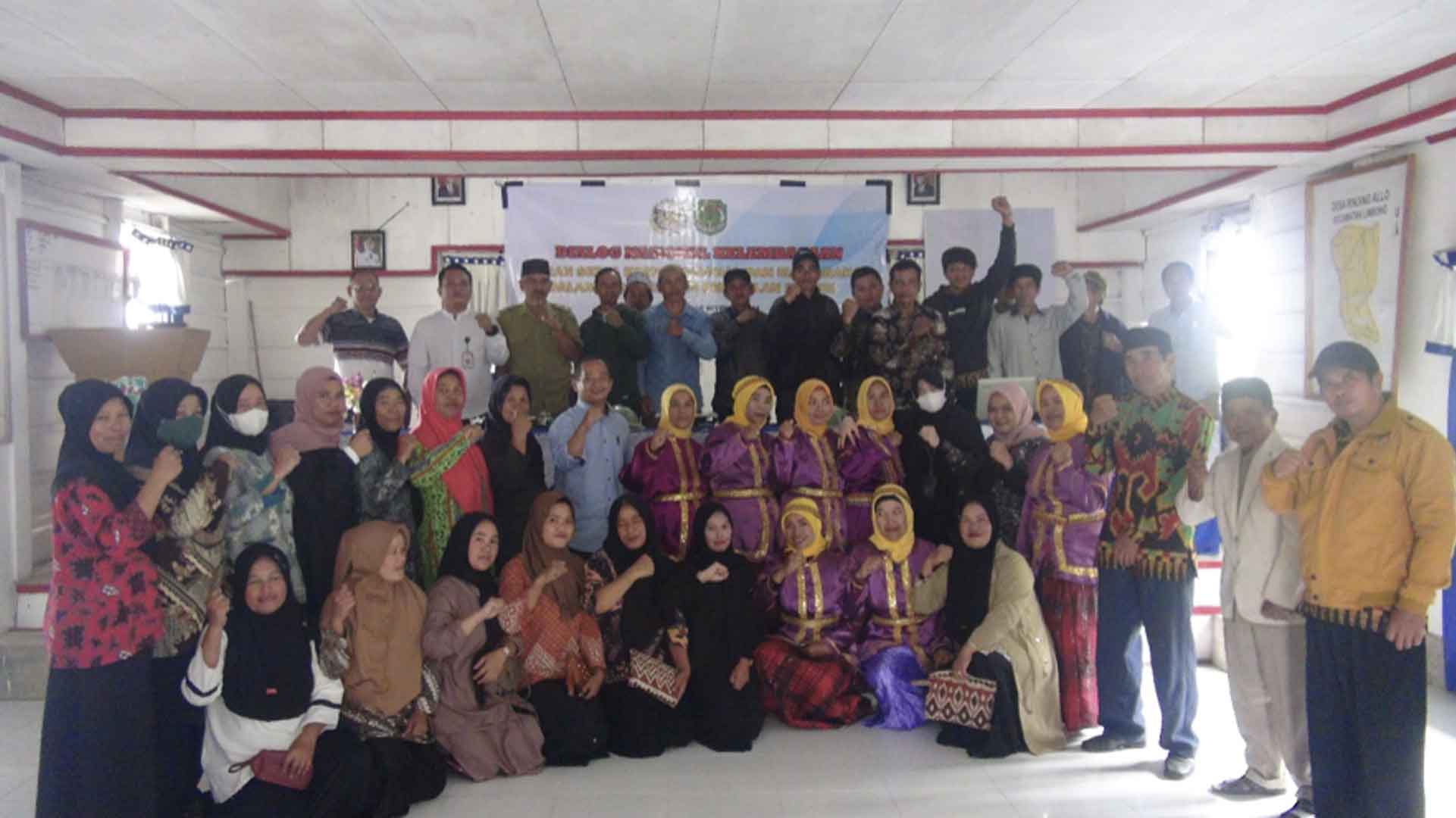 Sambangi Desa Rinding Allo, Penghubung KY Sulsel Kenalkan Wewenang dan Tugas KY