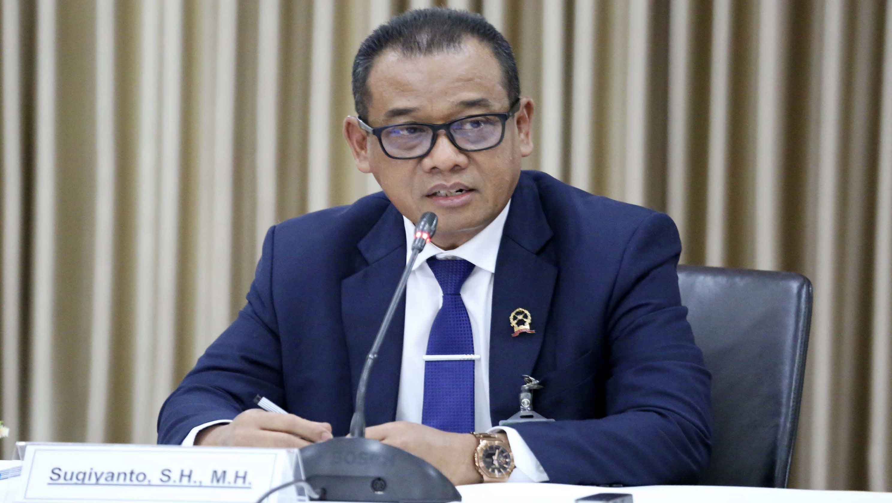 CHA Sugiyanto: Pemberhentian Hakim Tak Otomatis Menghapus Status PNS