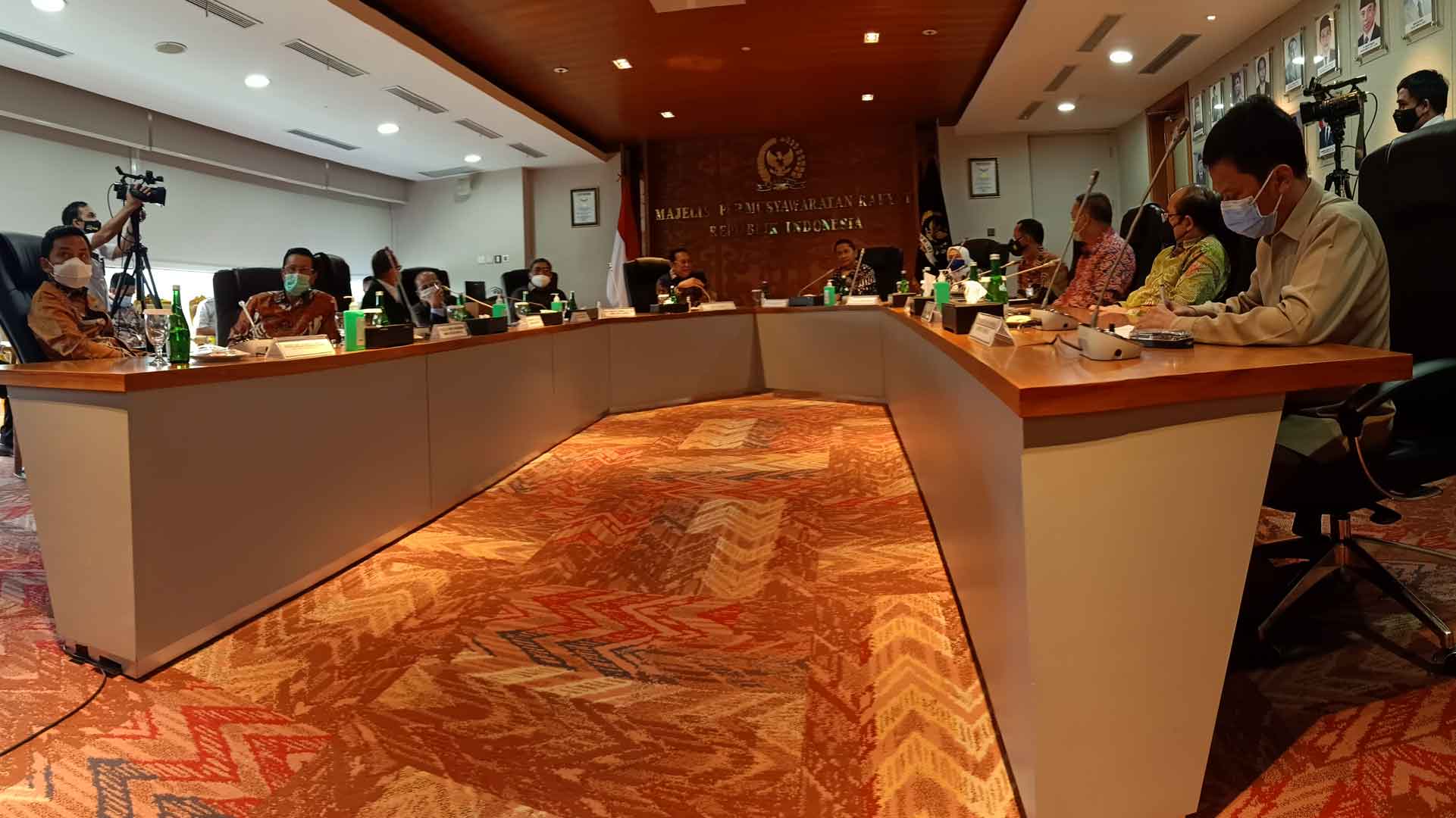 Pimpinan dan Anggota KY Audiensi ke Pimpinan MPR