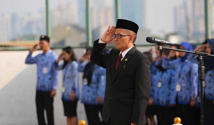 Ketua KY Pimpin Upacara Hari Pahlawan
