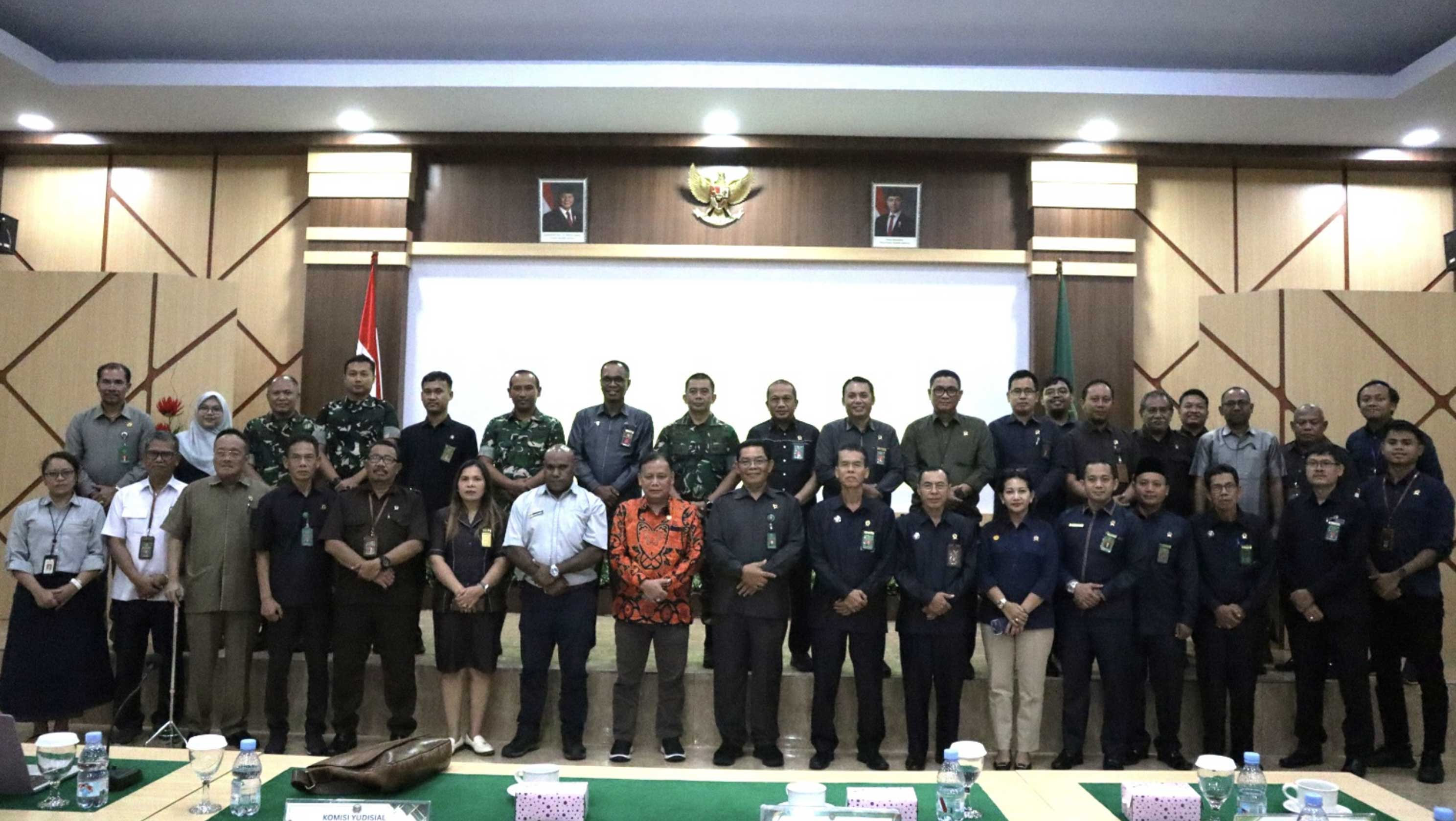 Pengawasan KY Tidak Akan Masuki Teknis Yudisial
