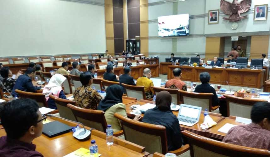 KY Hadiri RDP dengan Komisi III DPR RI