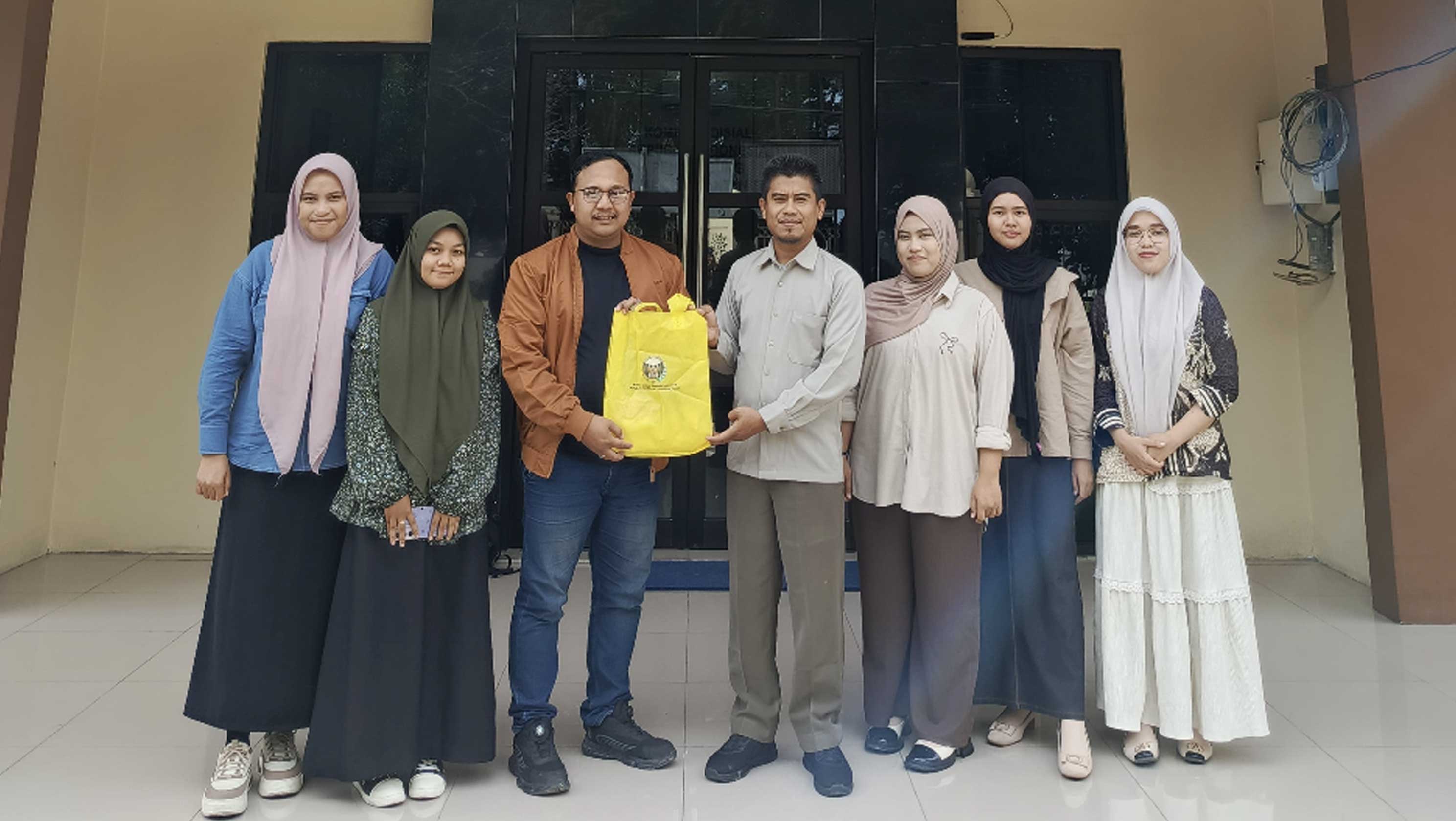 Penghubung KY Kaltim Terima Kunjungan Media Diswai.id