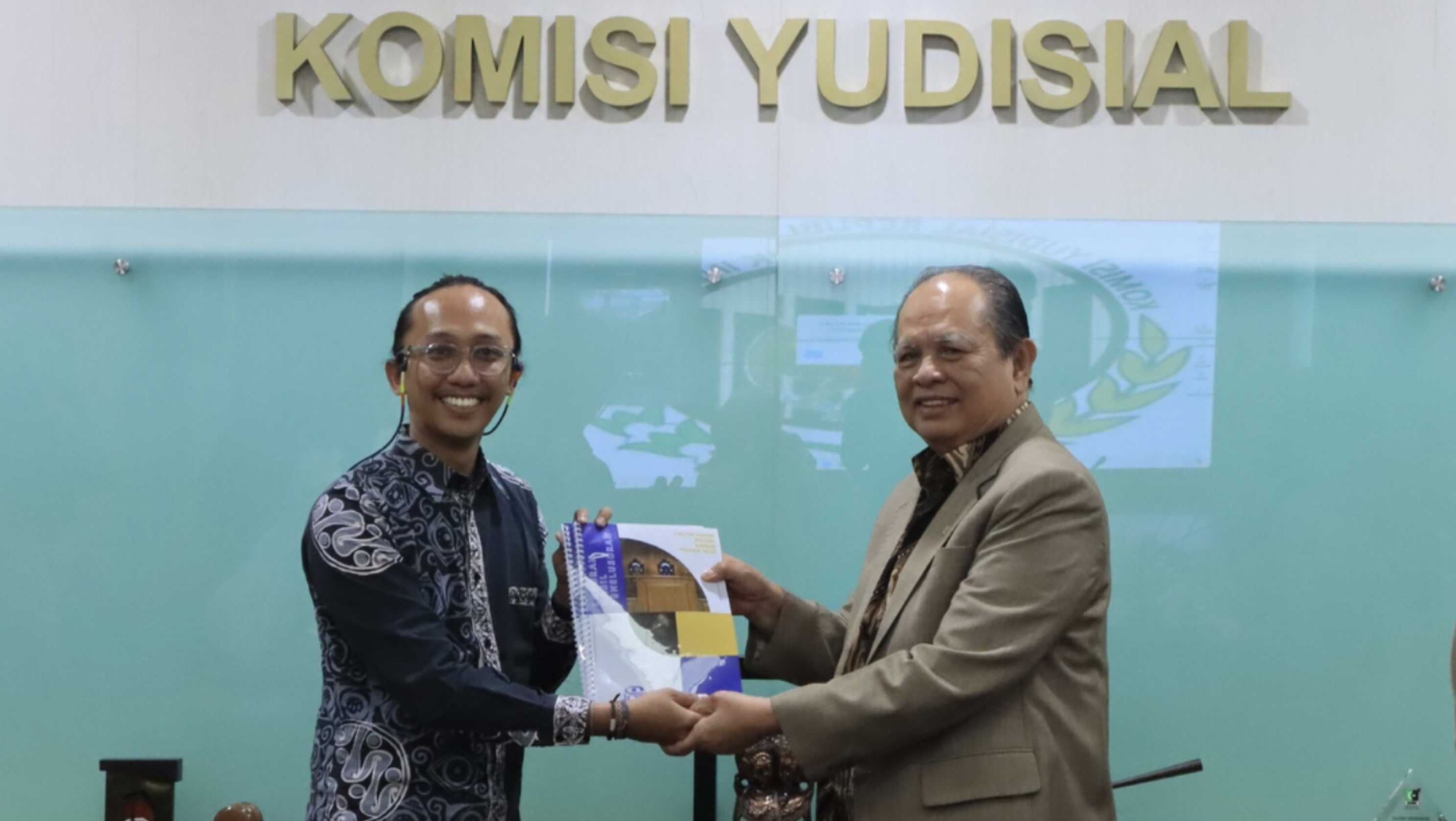 KY Apresiasi Masukan ICW terkait Penelusuran Rekam Jejak 10 CHA Kamar Pidana