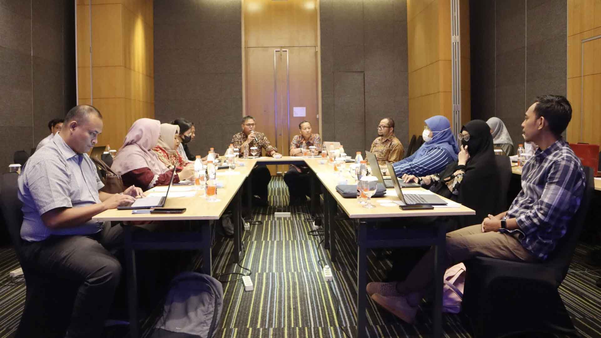 KY Berkolaborasi dengan Empat Perguruan Tinggi dan Dua NGO untuk Analisis Putusan